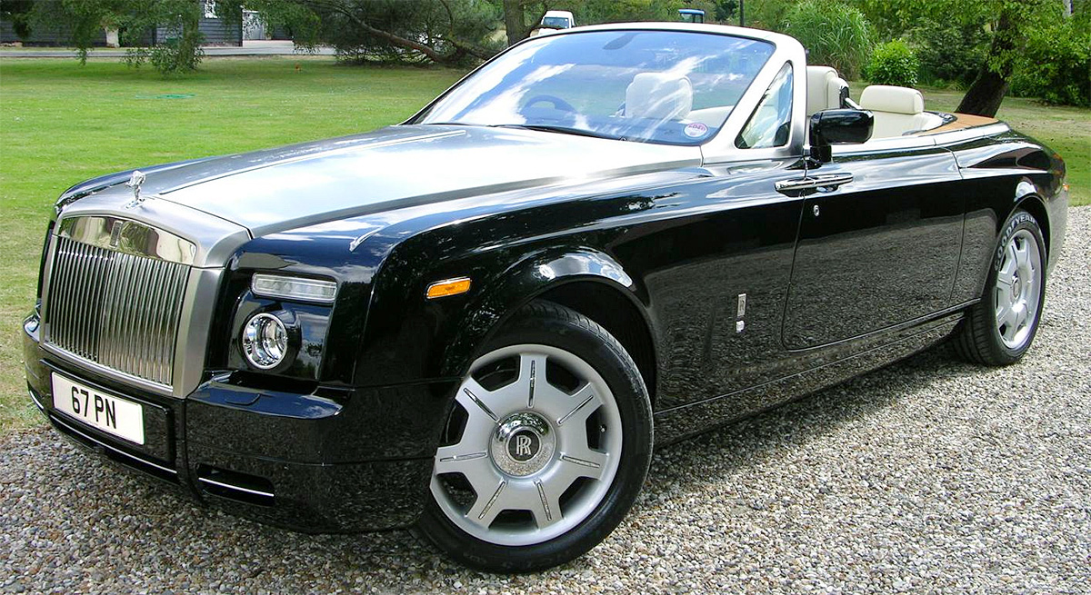 significant-testament-to-ambani-extravagant-lifestyle-is-his-remarkable-car-collection_-_2814_29.jpg 16