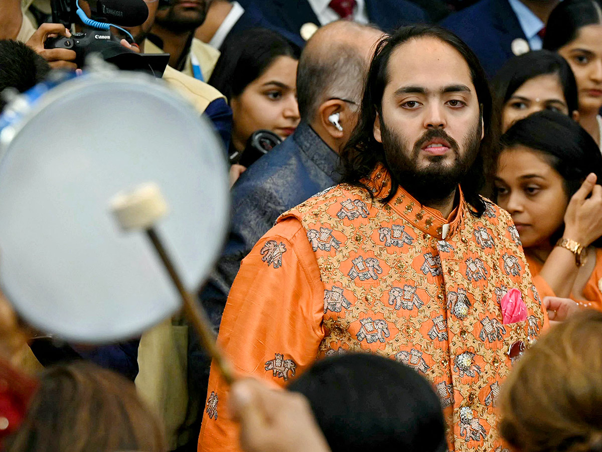 Anant_20Ambani_20And_20Radhika_20Merchants_20Mameru_20Ceremony_20Photos__20_2824_29.jpg 24