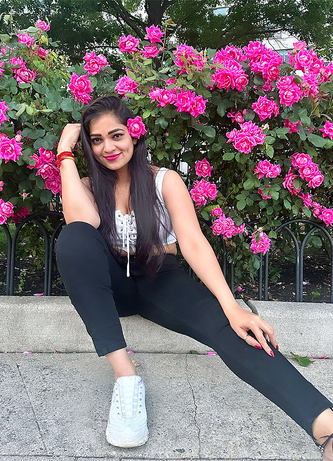 Biggbosstelugu-beauty-AshwiniSri_20_282_29_2.jpg 9