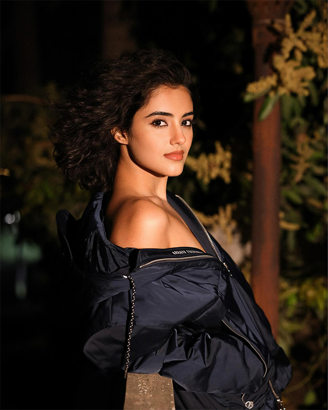 Actress_20Malavika_20Sharma_20hot_20photos__20_2812_29.jpg 12