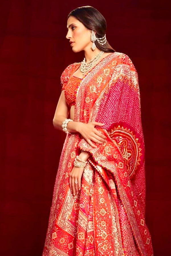 Anant_20Ambani_20and_20Radhika_20Merchant_20grand_20dandiya_20Night_20Photos_20_285_29.jpg 5