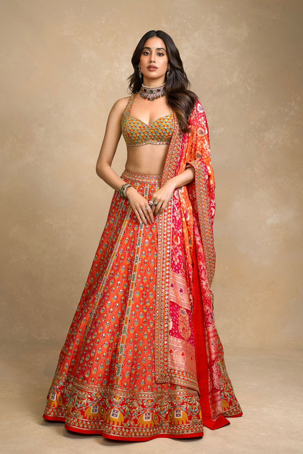 Janhvi-Kapoor-2.jpg 3