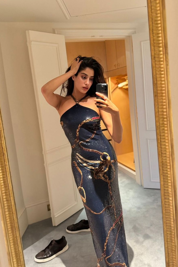 Janhvi-Kapoor-7.jpg 8