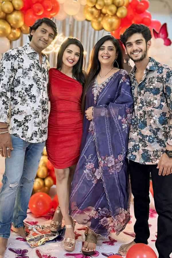 Priyanka-M-Jain-5_4.jpg 6