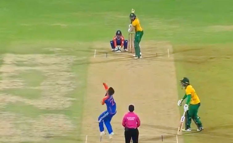 india-womens2.jpg