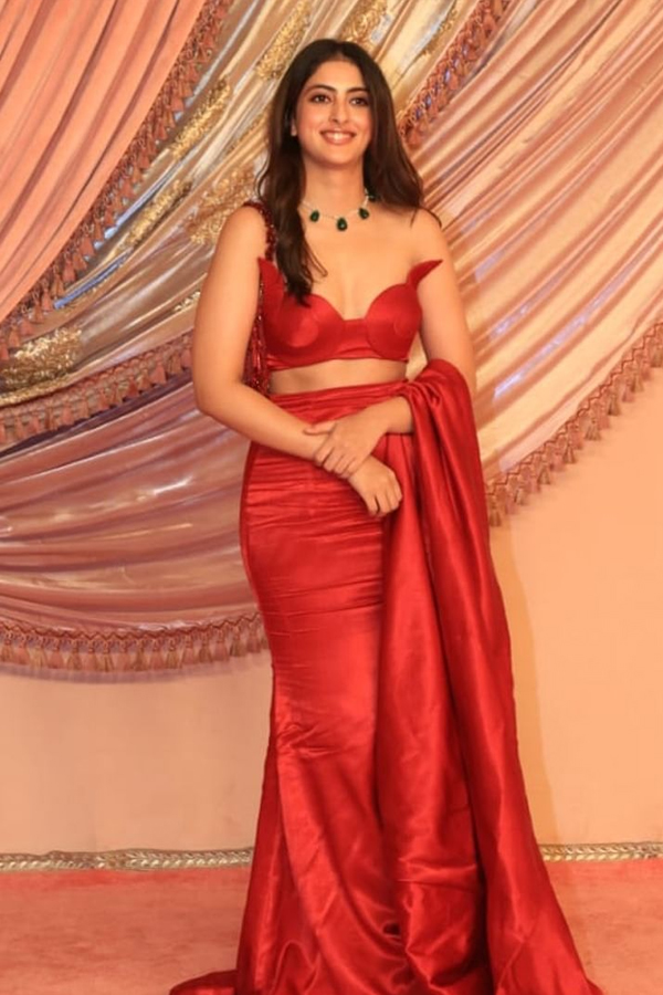 Ananth_Radhika_Pre-Wedding-16_0.jpg 20