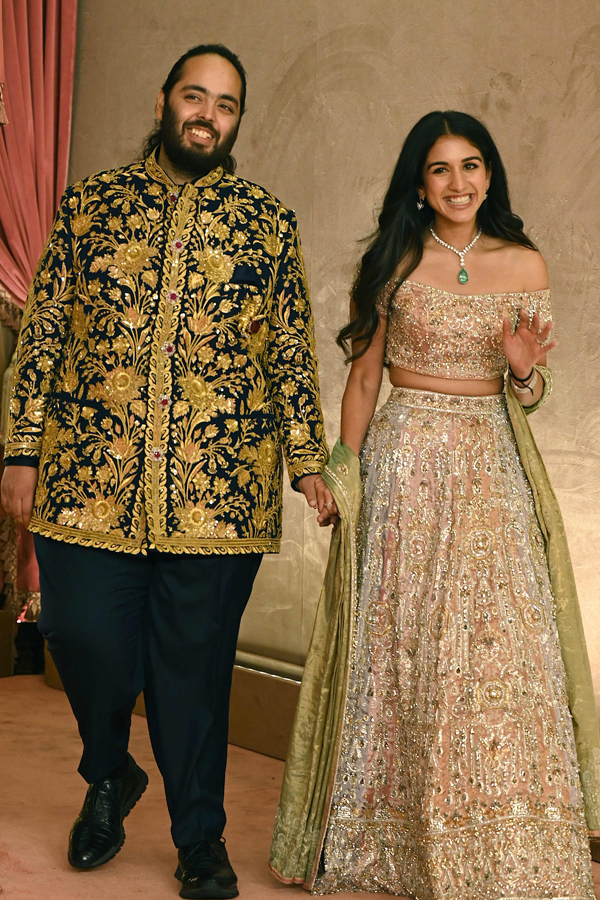 Ananth_Radhika_Pre-Wedding-3.jpg 3