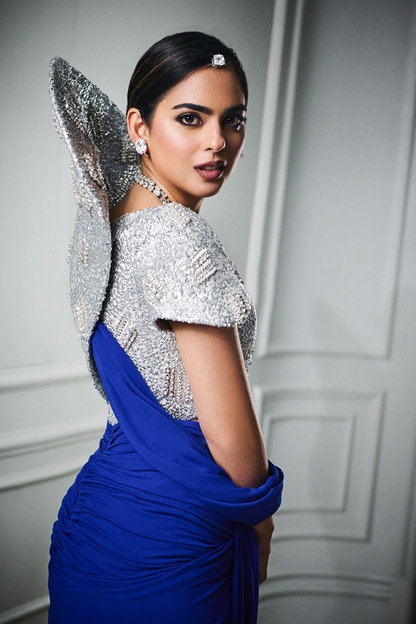 Ananth_Radhika_Pre-Wedding-3_0.jpg 6