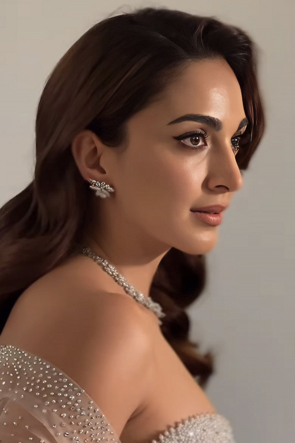 Kiara-Advani-8.jpg 9