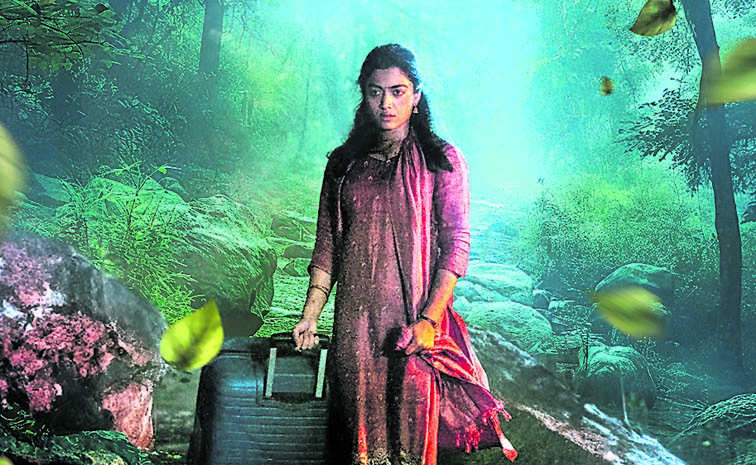 Kubera_20Rashmika_20PLAIN.jpg