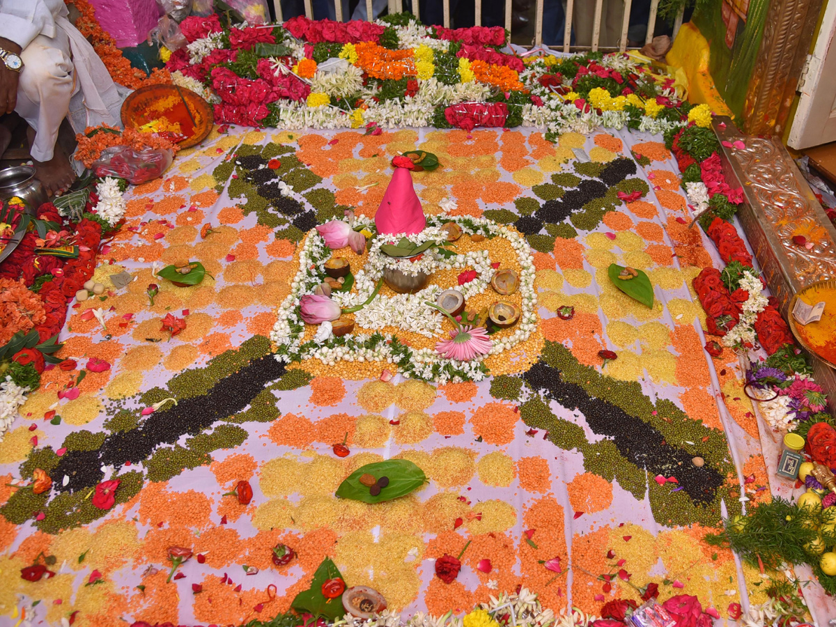 Telangana_20Bonalu_202024_20Start_20Photos_12.jpg 12