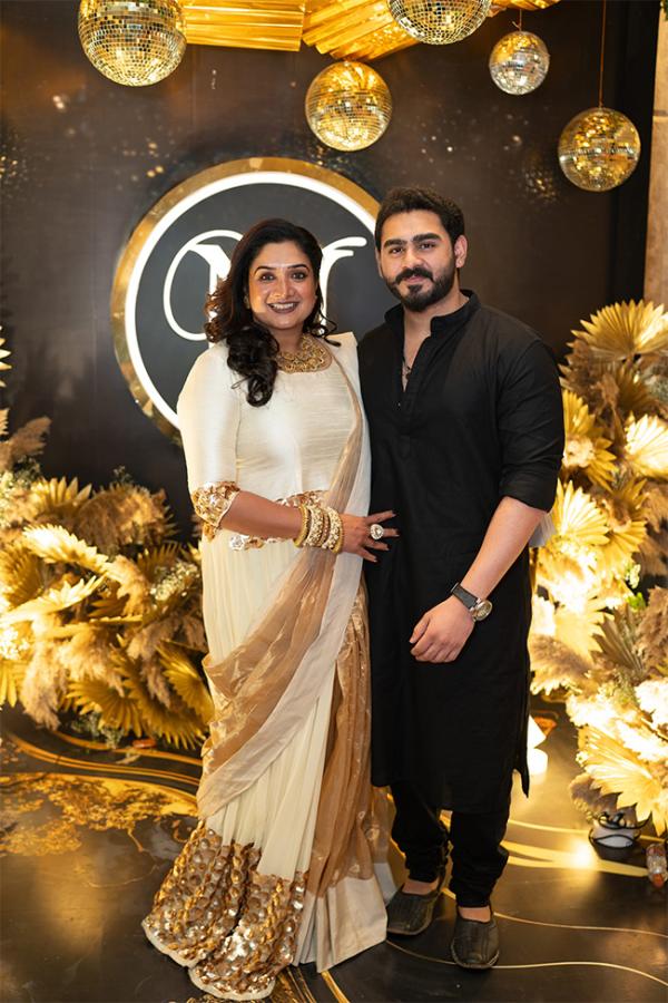 varalaxmi_20sarathkumar_20and_20nicholai_20sachdev_20sangeet_20party_20photo__20_2817_29.jpg 17