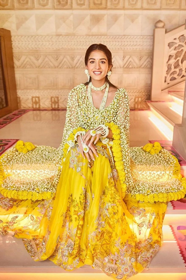 Bride-To-Be_Radhika-Merchant-13.jpg 2