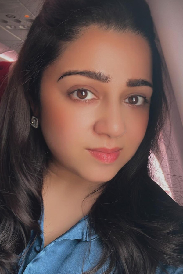 Charmme-Kaur-10.jpg 11