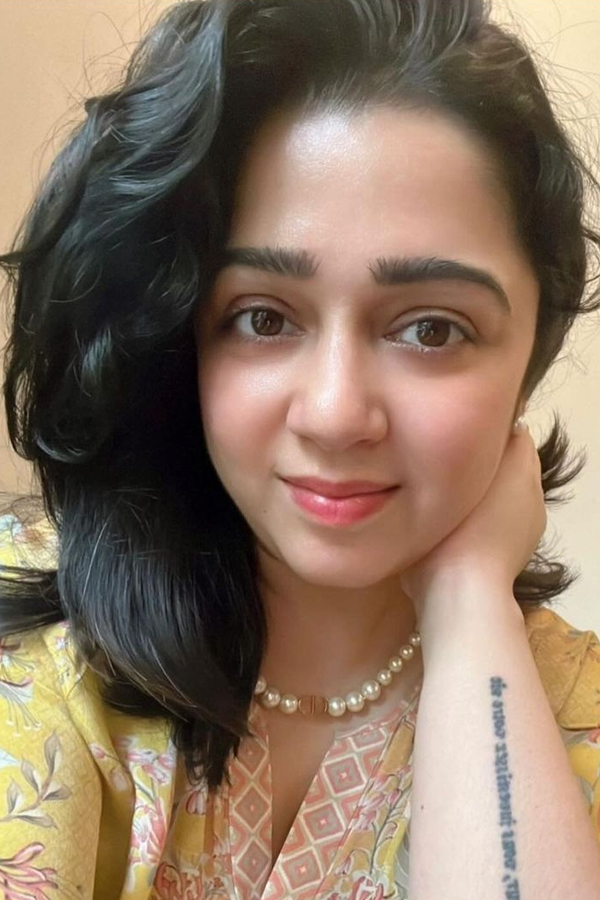 Charmme-Kaur-11.jpg 12