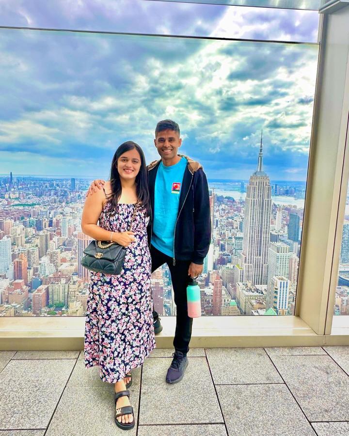 SuryakumarYadavDevishaShetty_19.jpg 19