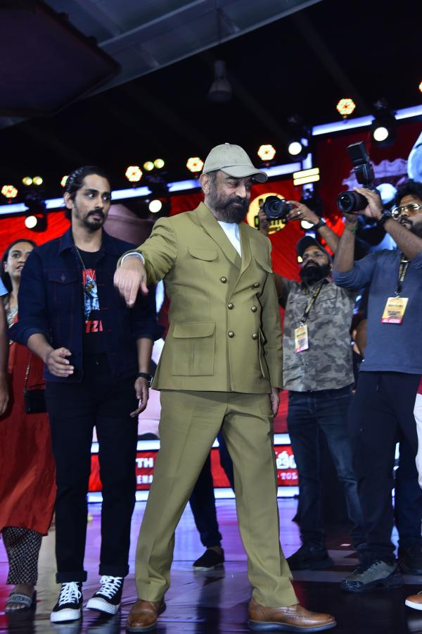 Bharateeyudu2PreReleaseEvent-38.jpg 38