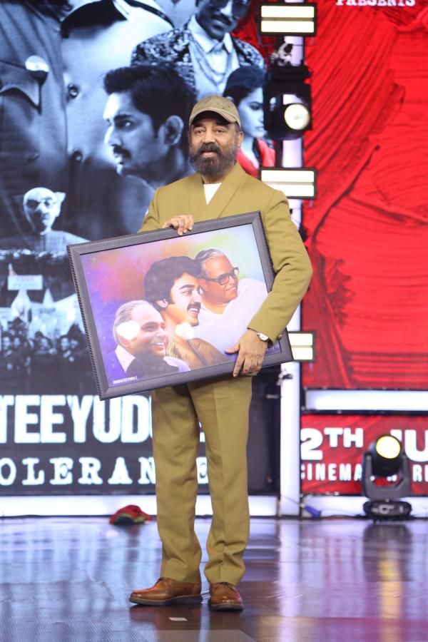 Bharateeyudu2PreReleaseEvent-61.jpg 61