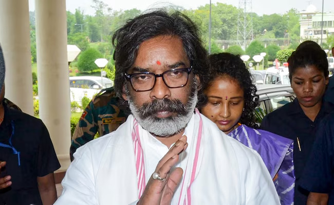 HEMANT.jpg