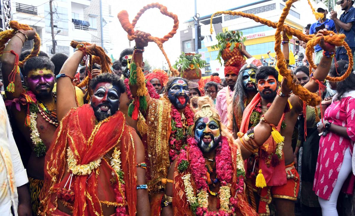HYD-Golkonda-Bonalu-01.jpg 1