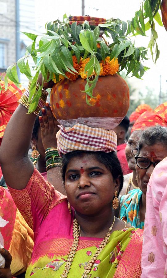 HYD-Golkonda-Bonalu-03.jpg 3