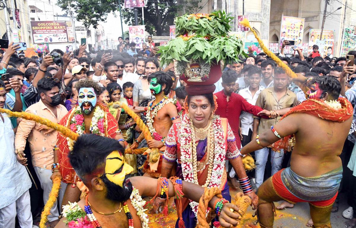 HYD-Golkonda-Bonalu-05.jpg 5