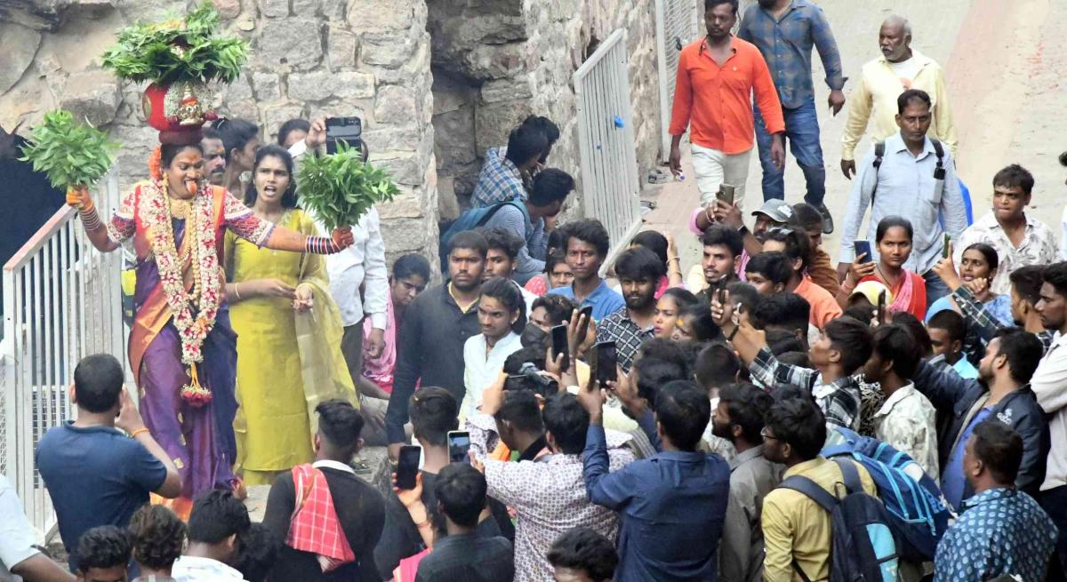 HYD-Golkonda-Bonalu-14.jpg 14