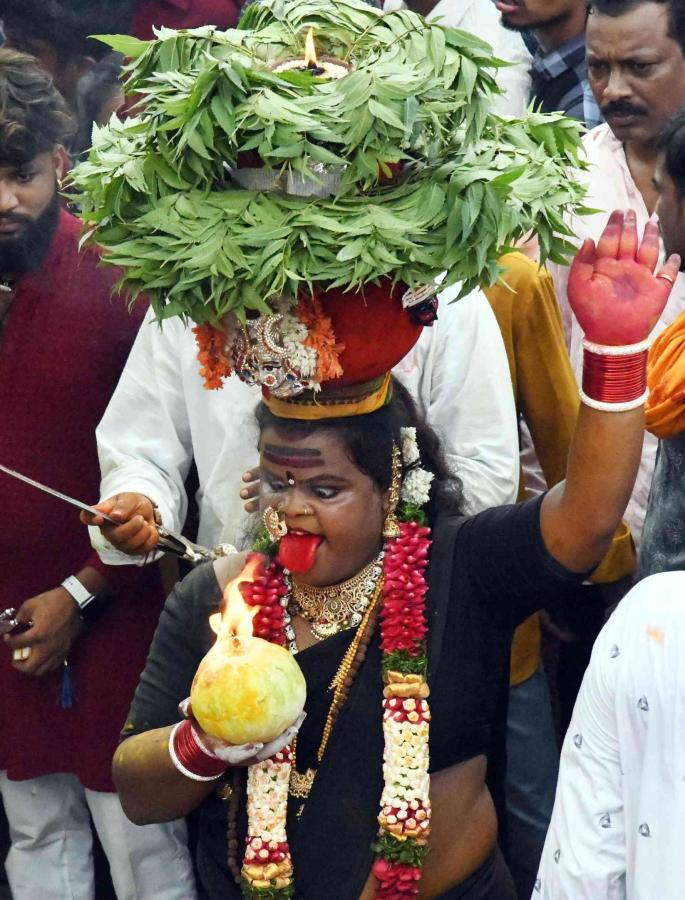 HYD-Golkonda-Bonalu-17.jpg 17