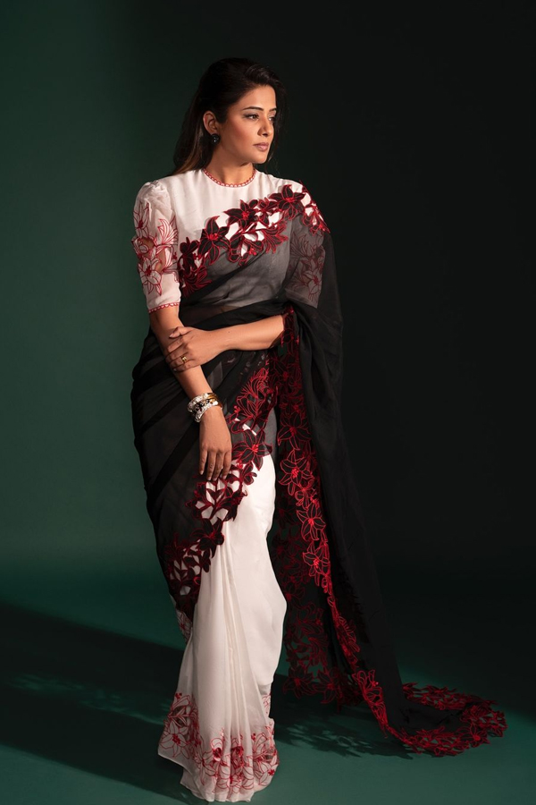 Priyamani-Raj-5.jpg 6