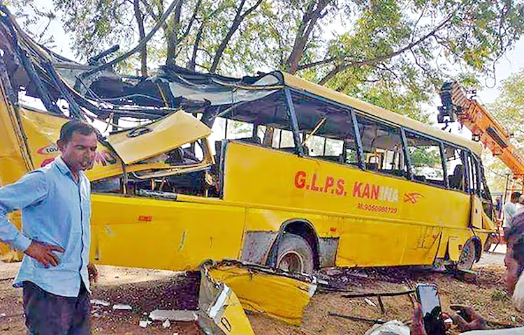 School-Bus-Accident.jpg