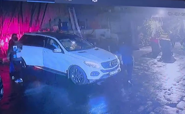 car_1.jpg