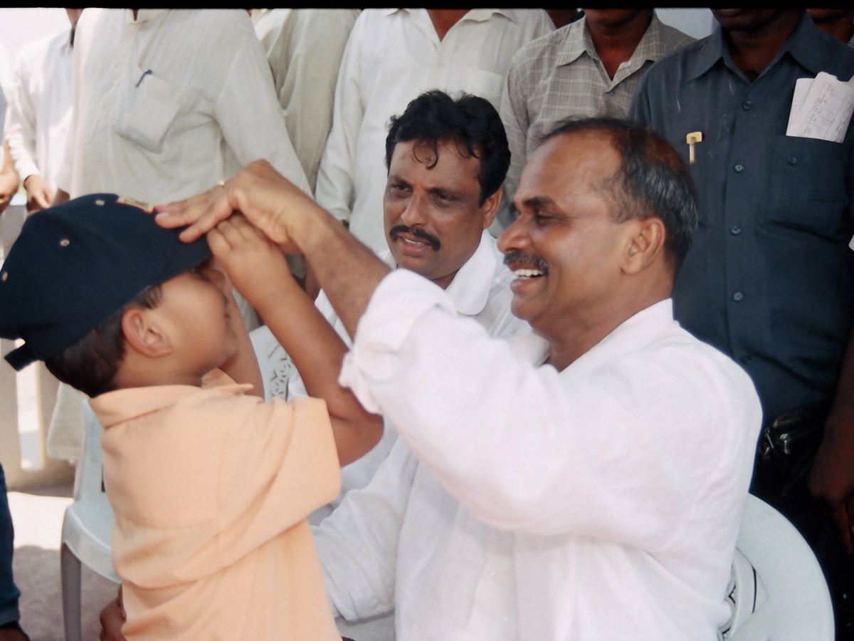 ysr-12_0.jpg 11