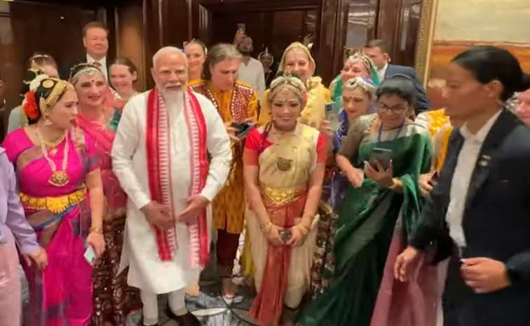 PM_20Modi_Russiatrou.jpg