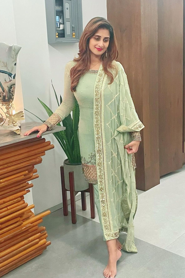 Shamlee-19.jpg 20
