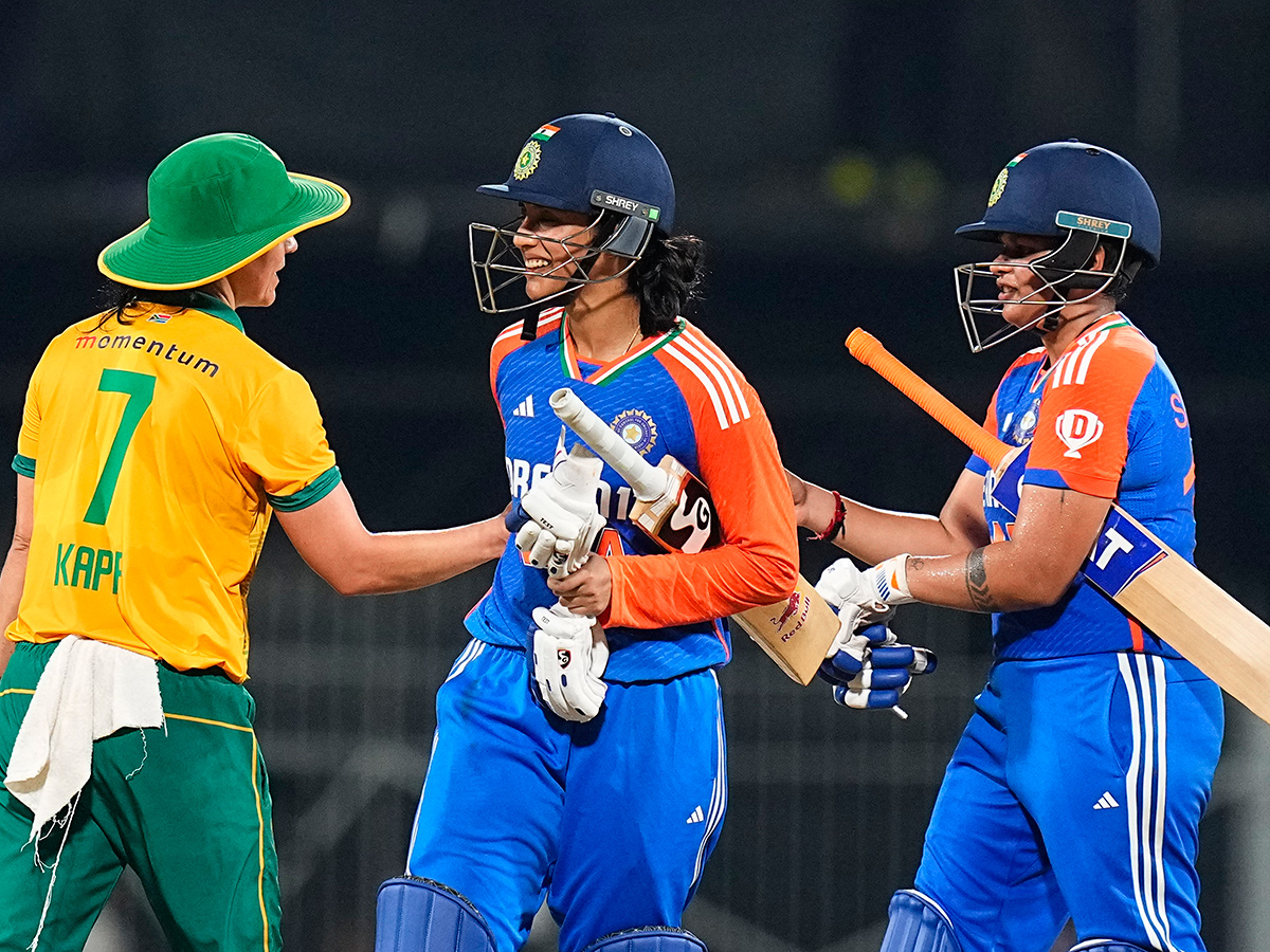third_20T20_20cricket_20match_20between_20India_20Women_20and_20South_20Africa_20Women__20_2810_29.jpg 10