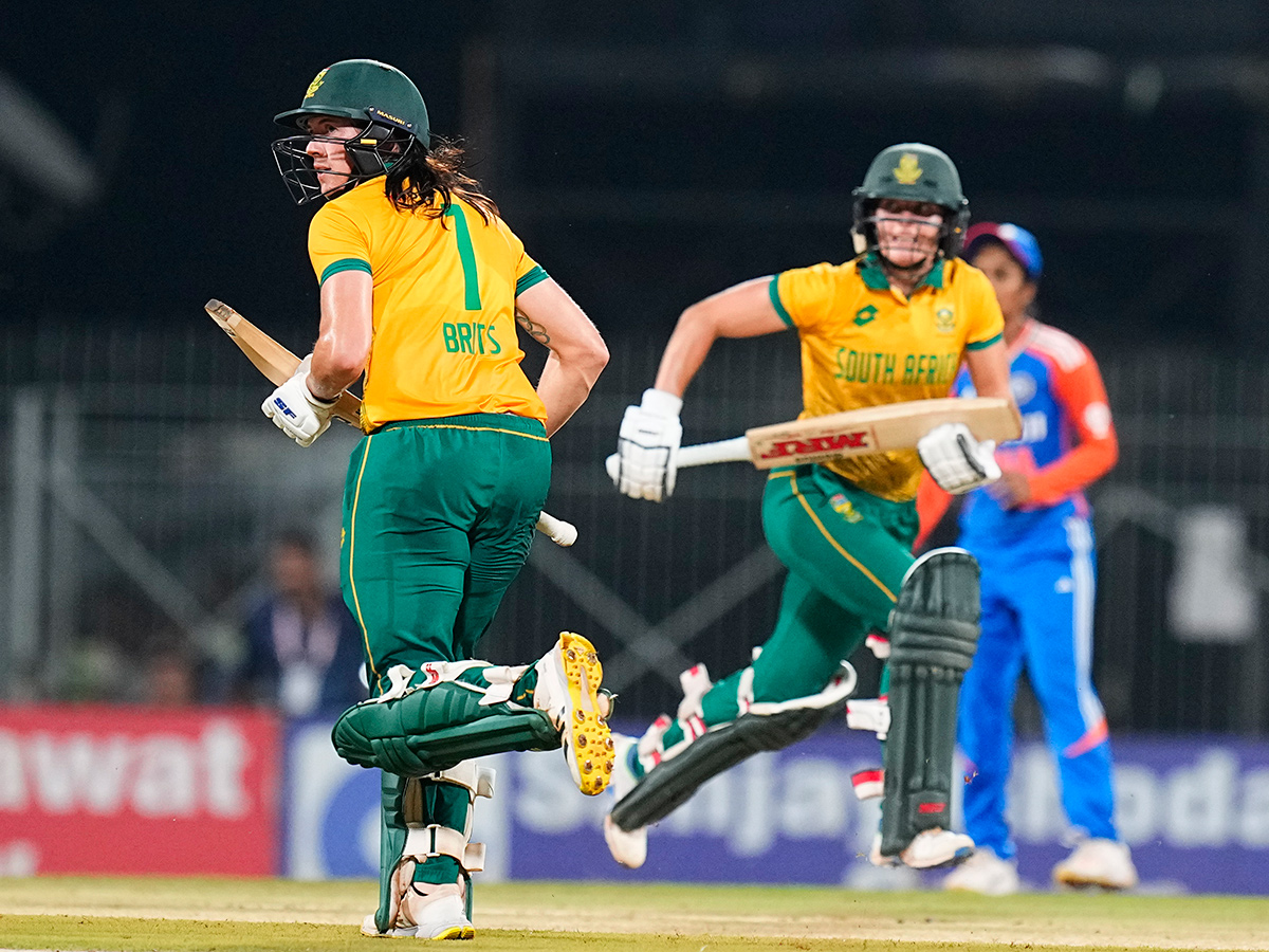 third_20T20_20cricket_20match_20between_20India_20Women_20and_20South_20Africa_20Women__20_2824_29.jpg 25