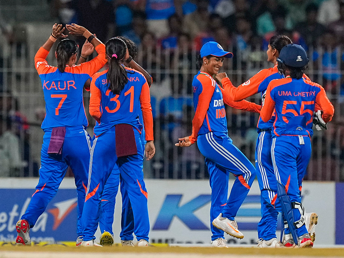 third_20T20_20cricket_20match_20between_20India_20Women_20and_20South_20Africa_20Women__20_2828_29.jpg 29
