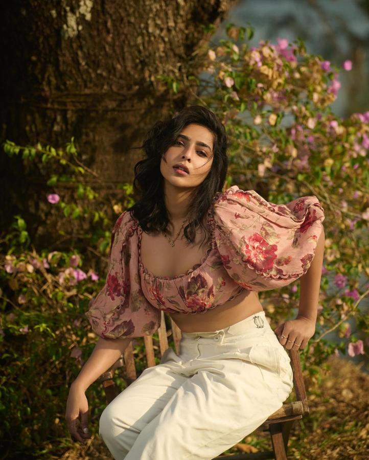 AishwaryaLekshmi-18.jpg 18