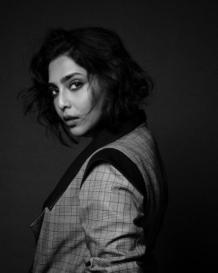 AishwaryaLekshmi-24.jpg 24
