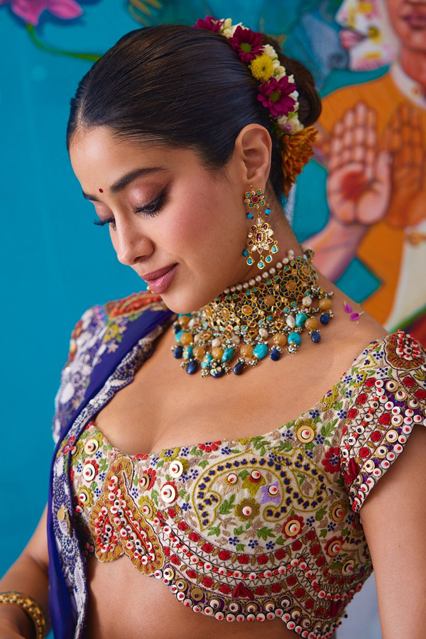 Janhvi-Kapoor-5.jpg 6