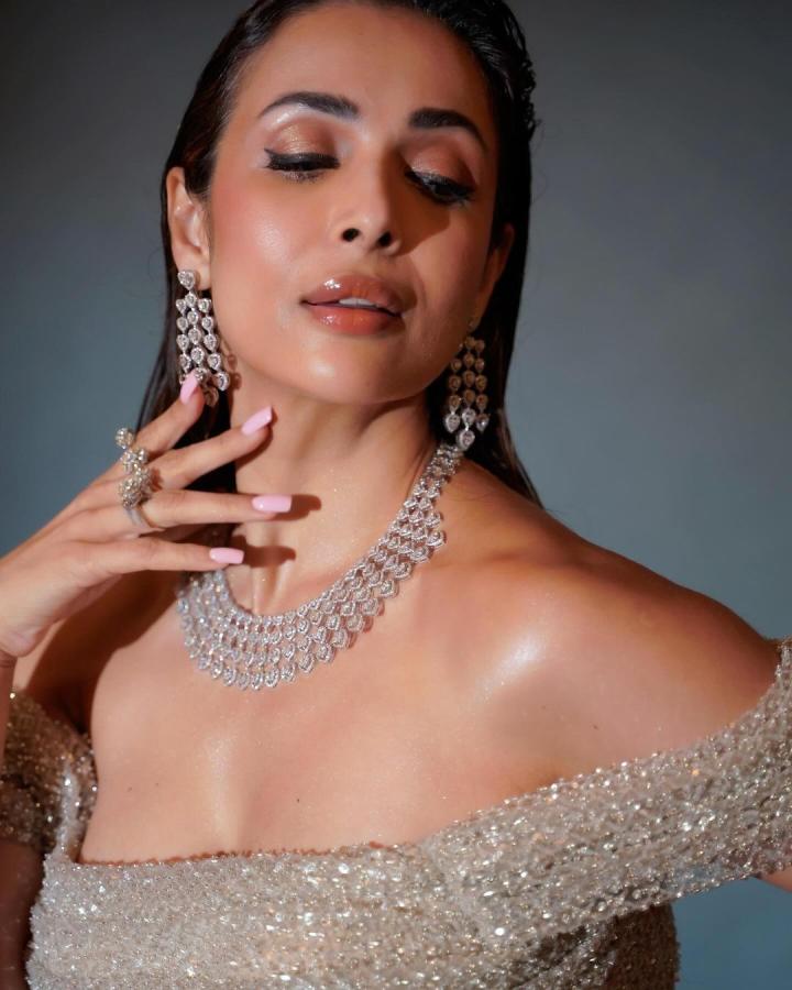 MalaikaArora-06_0.jpg 6