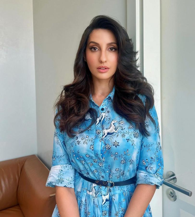 NoraFatehi-02.jpg 2