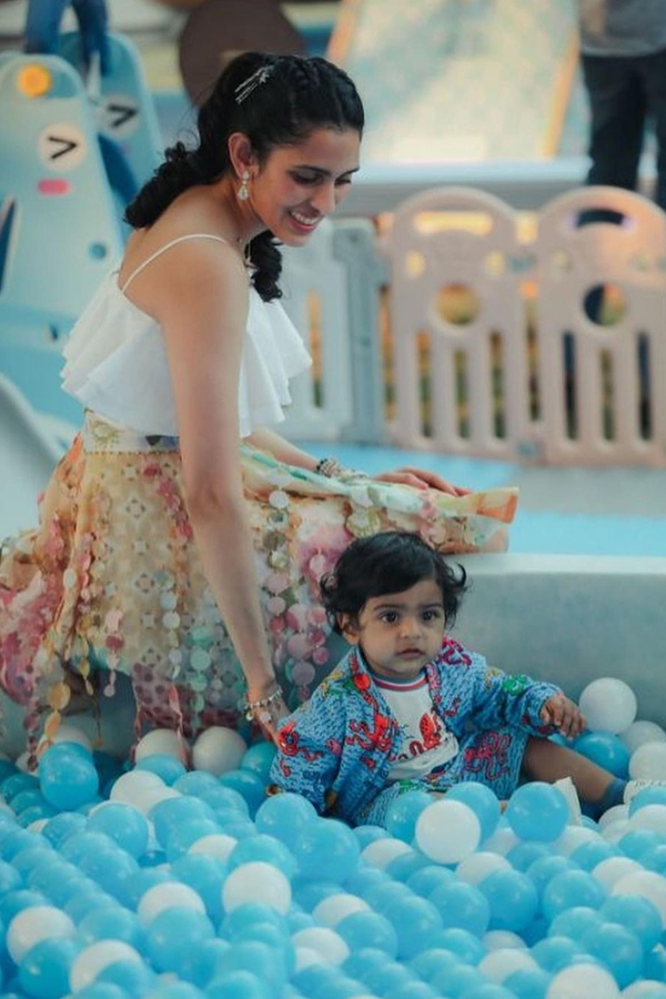 Shloka-Akash-Ambani-12_1.jpg 13