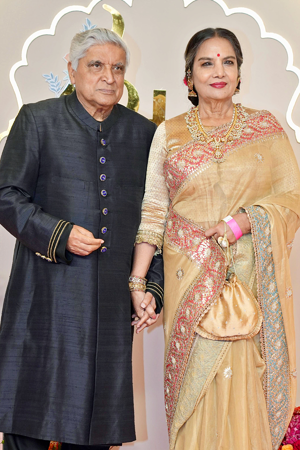 Celebreties_20Attend_20Anant_20Ambani_20and_20Radhika_20Merchant_20Wedding_20Photos11_20_284_29.jpg 38