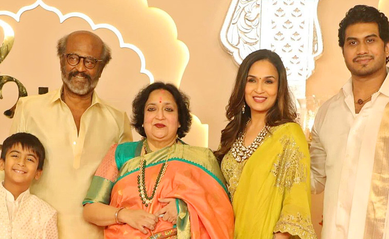 Celebreties_20Attend_20Anant_20Ambani_20and_20Radhika_20Merchant_20Wedding_20Photos_20_2815_29.jpg 18