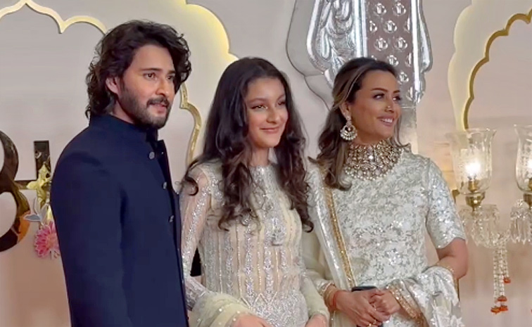 Celebreties_20Attend_20Anant_20Ambani_20and_20Radhika_20Merchant_20Wedding_20Photos_20_2826_29.jpg 29