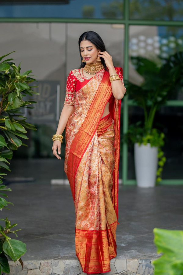 Daksha-Nagarkar-15_0.jpg 16