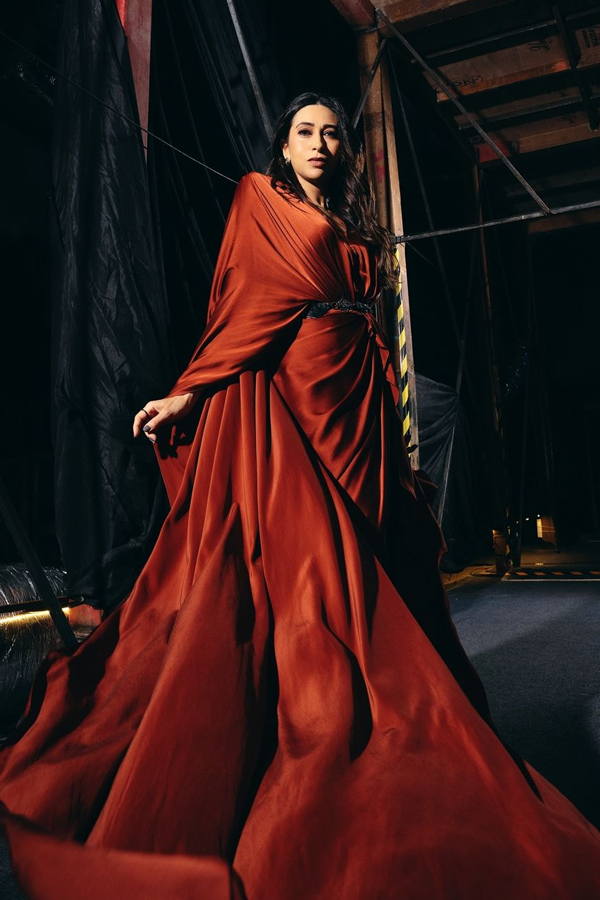 Karisma-Kapoor-6.jpg 7