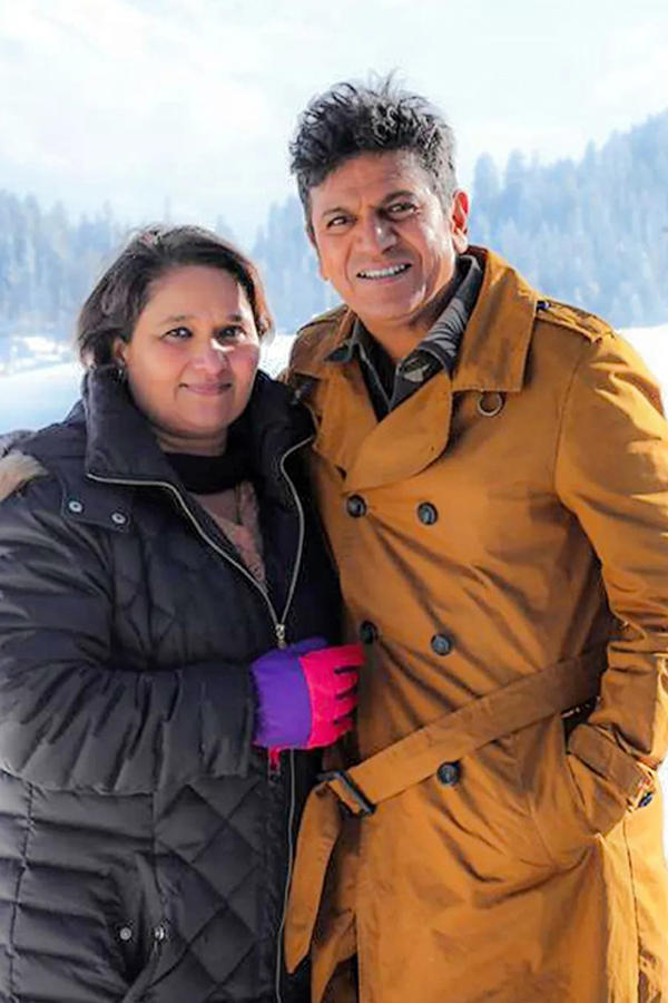 Shiva-Rajkumar-22.jpg 23