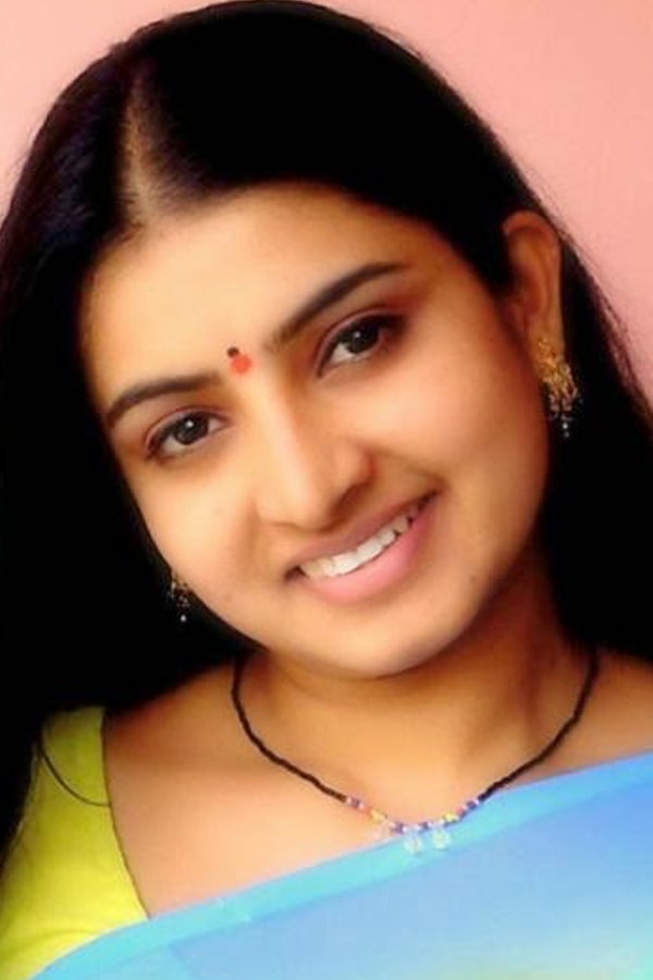 Sujitha-Dhanush-14.jpg 15